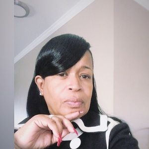 Meet your Posher, Carolyn